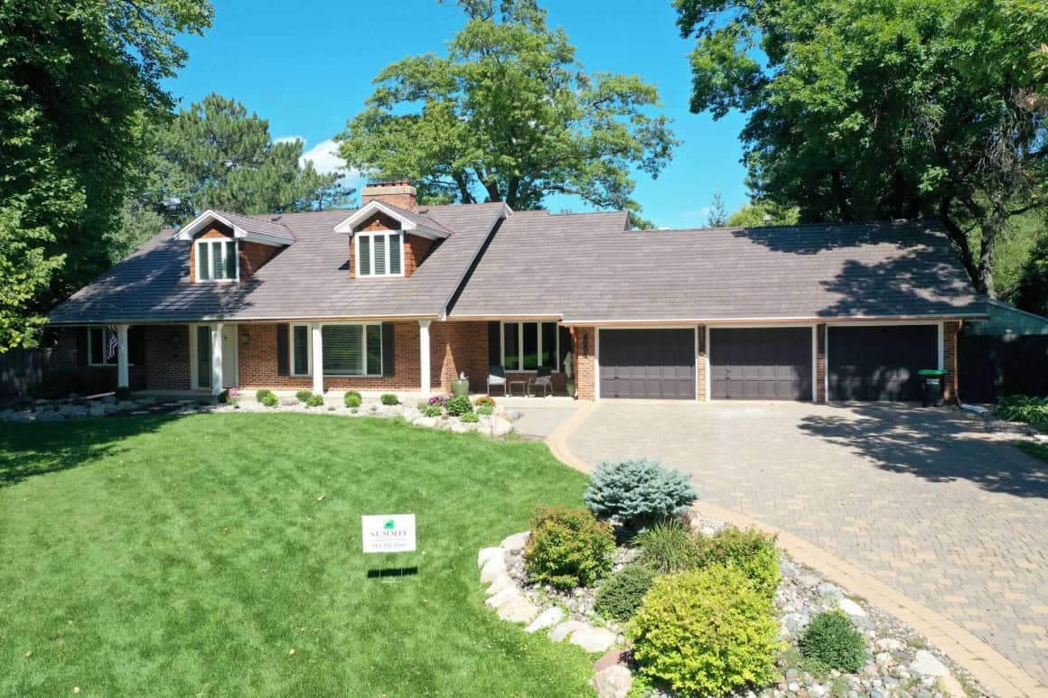 Parkwood Road, Edina